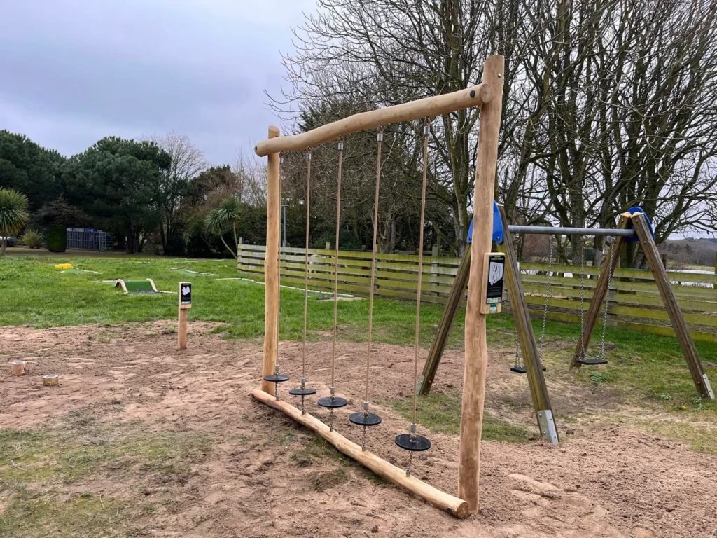 ESPACES RENARD - Parcours d'obstacles - Robinier (7)