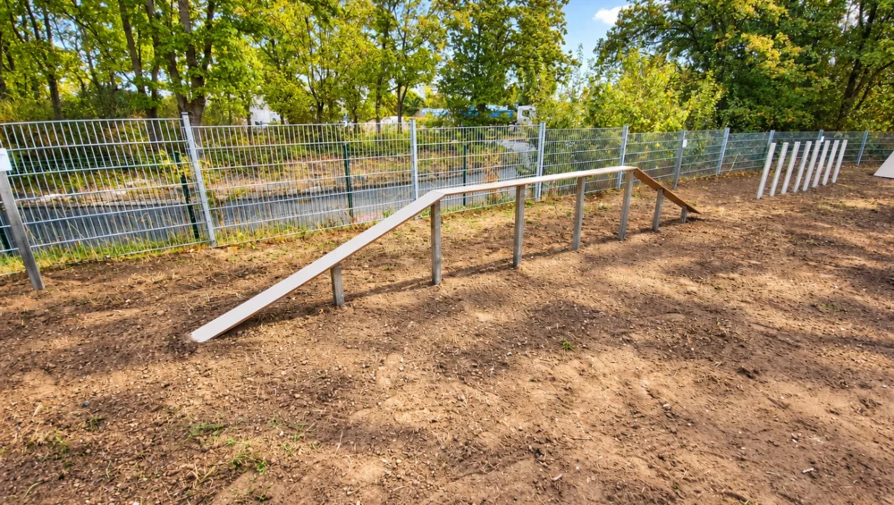 Passerelle agility canin avec structure inox et HPL antidérapant