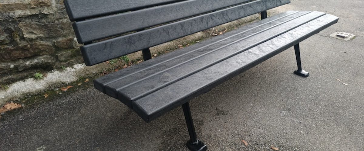 Banc - Plastique recyclÇ et fonte